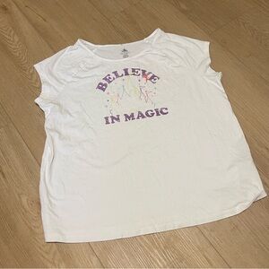 Disney Shirt Womens Believe In Magic Size XL Magic Kingdom Castle
